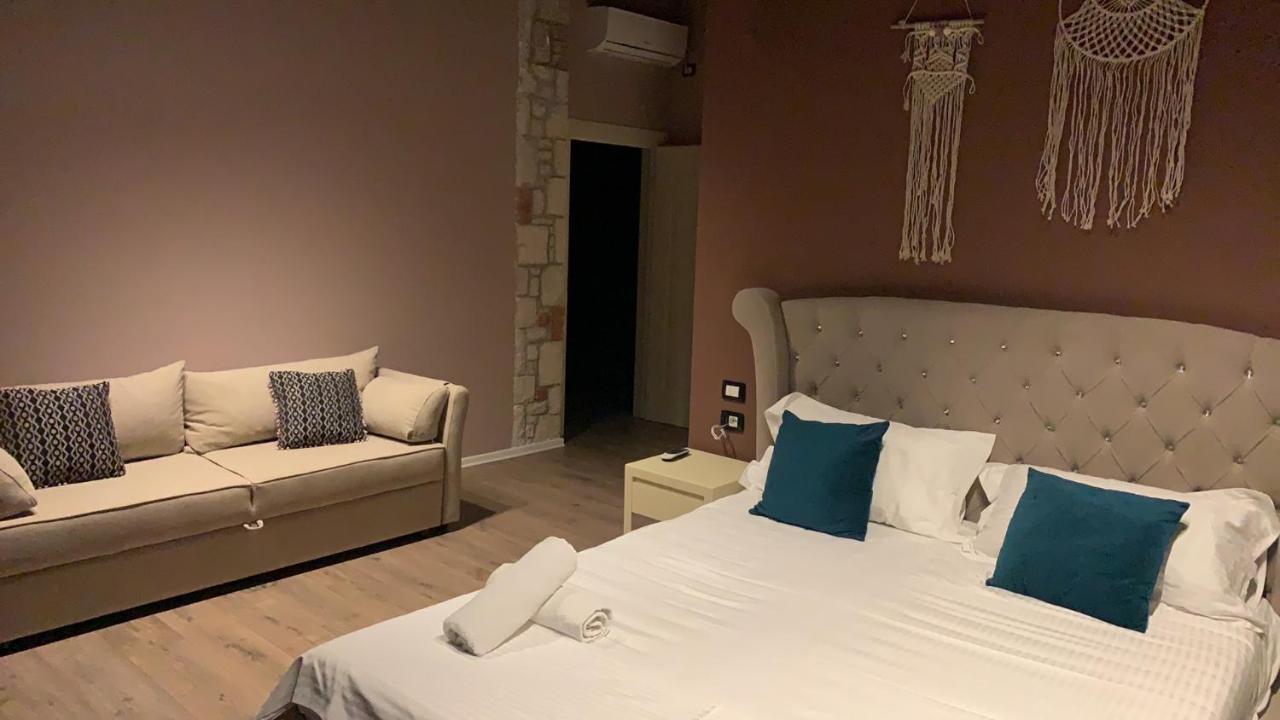 Hotel Natali Dhërmi Екстериор снимка