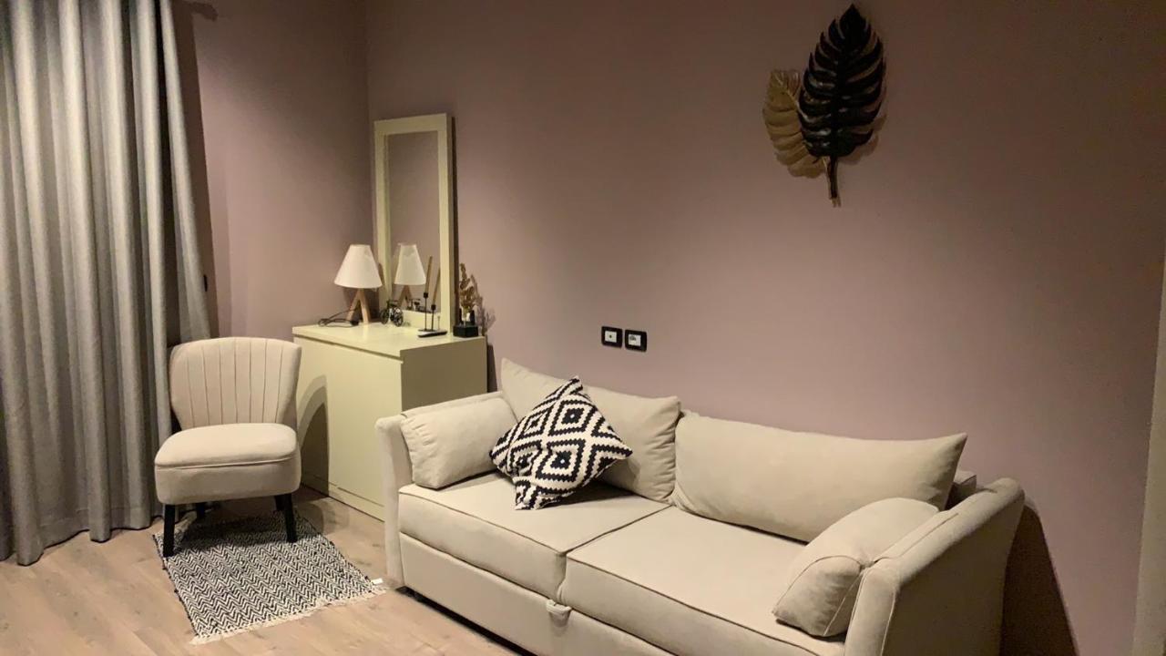 Hotel Natali Dhërmi Екстериор снимка