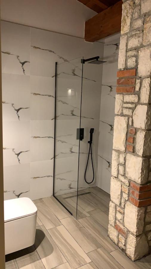 Hotel Natali Dhërmi Екстериор снимка