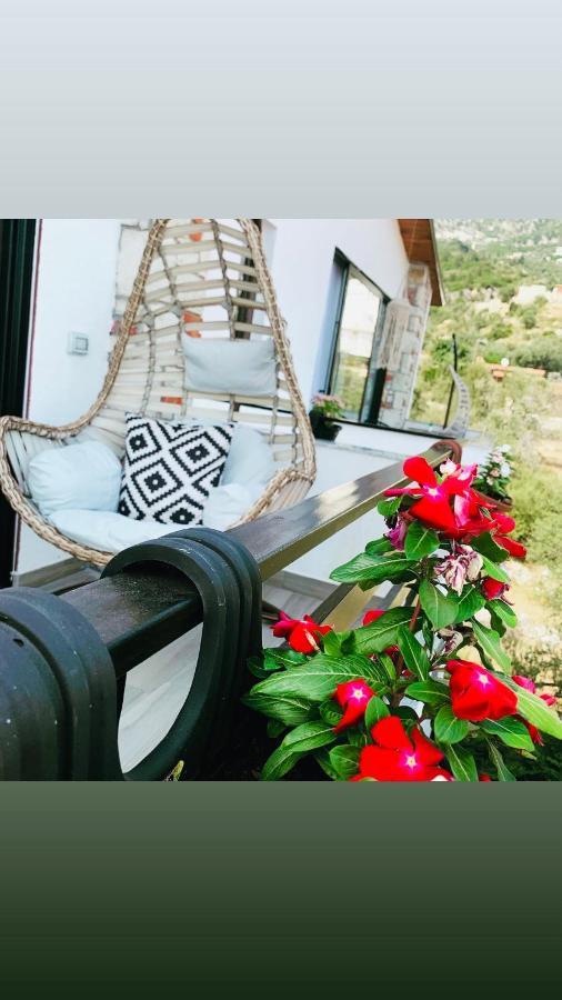 Hotel Natali Dhërmi Екстериор снимка